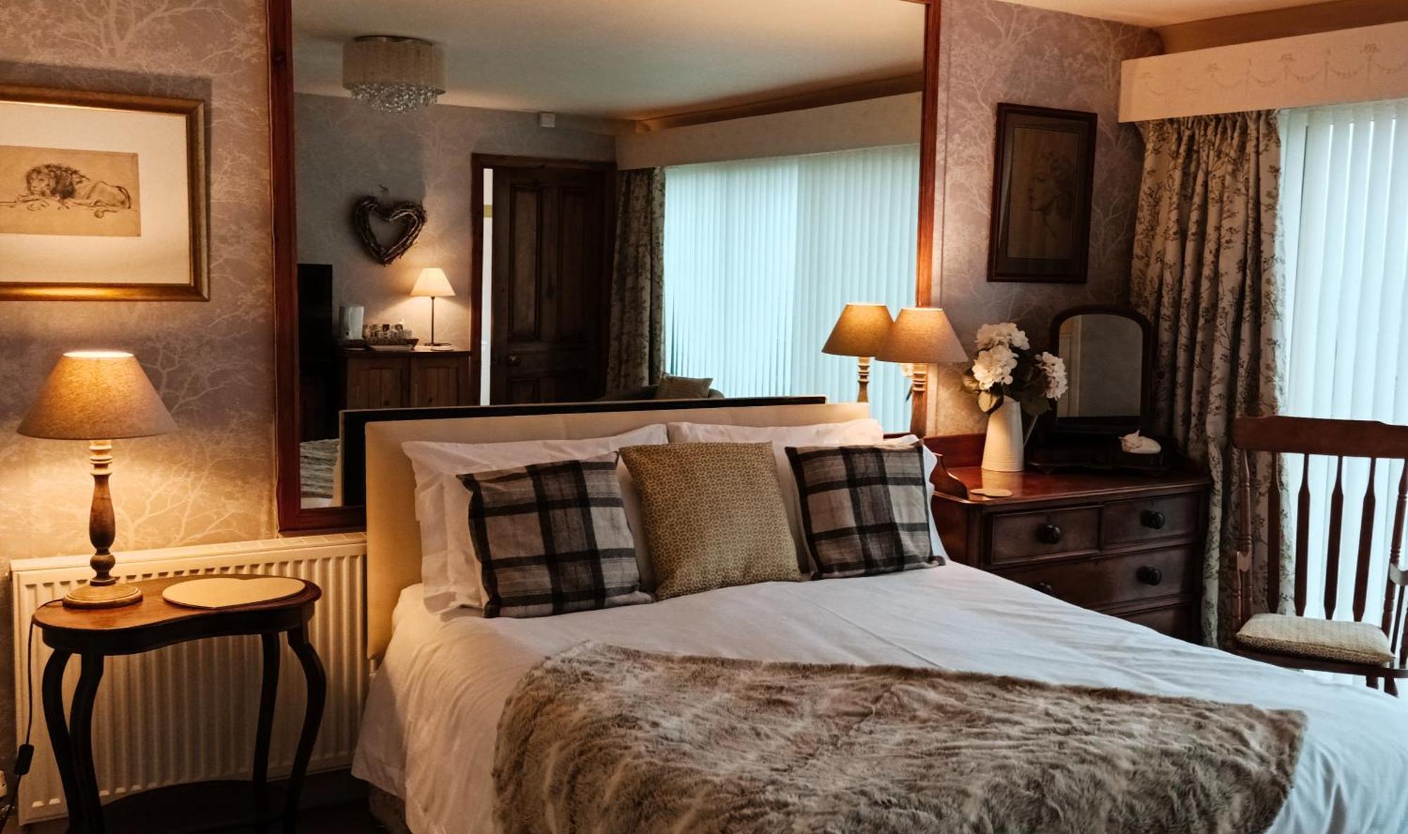 The Wood Cottage สการ์โบโรห์ ภายนอก รูปภาพ
